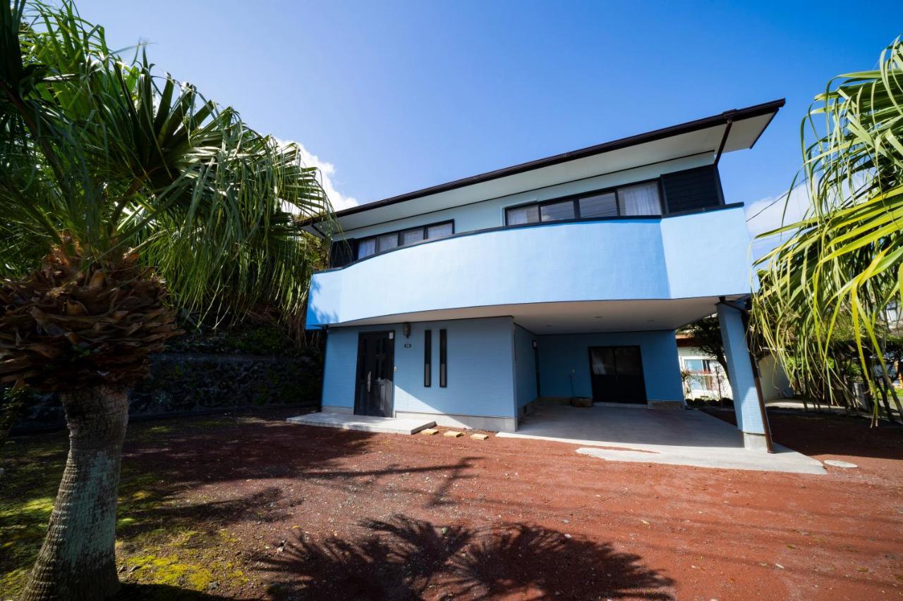 Villa Hachijyo-Island Blue Eight -八丈島ブルーエイト- Mitsune Exterior foto